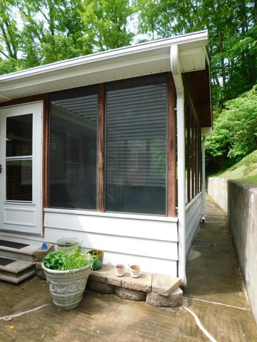 184 Meadow Drive, Harlan, KY 40831