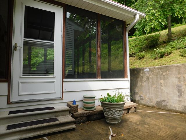 184 Meadow Drive, Harlan, KY 40831