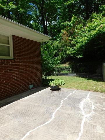 184 Meadow Drive, Harlan, KY 40831