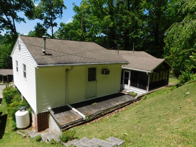 184 Meadow Drive, Harlan, KY 40831