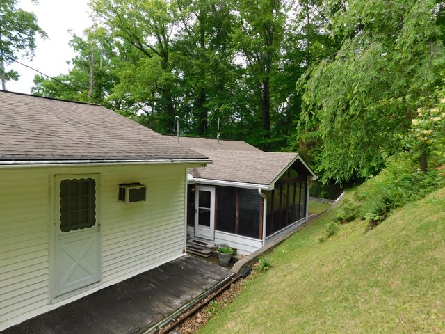 184 Meadow Drive, Harlan, KY 40831