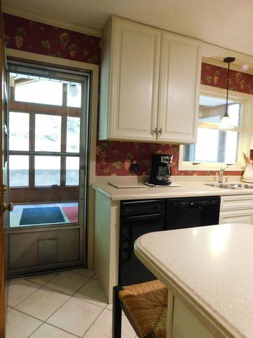 184 Meadow Drive, Harlan, KY 40831