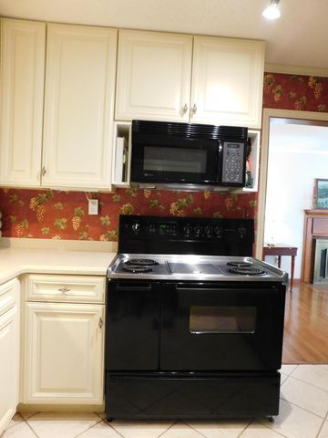 184 Meadow Drive, Harlan, KY 40831