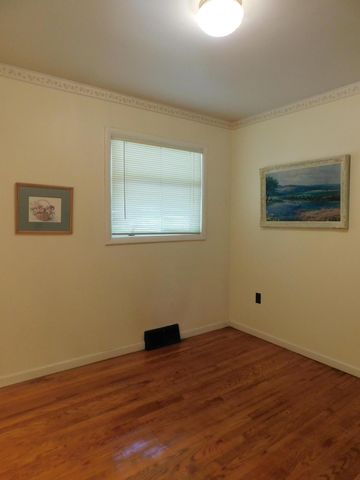 184 Meadow Drive, Harlan, KY 40831