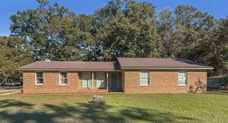 138 Vann Drive, Ashford, AL 36312