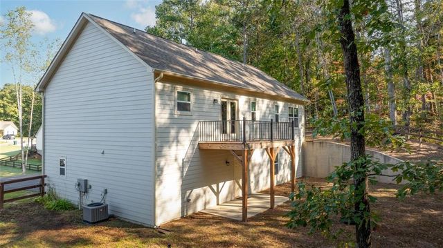 115 W WOODS Drive, Dahlonega, GA 30533