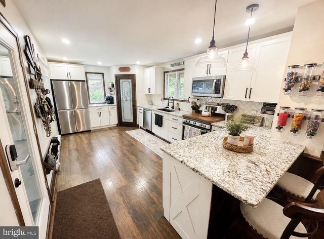 5309 LEHNENBERG RD, Kintnersville, PA 18930