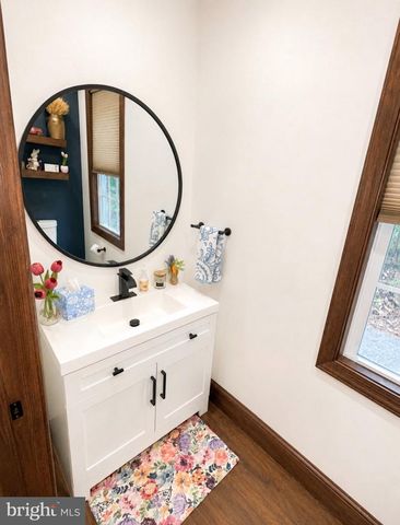5309 LEHNENBERG RD, Kintnersville, PA 18930