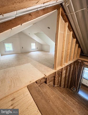 5309 LEHNENBERG RD, Kintnersville, PA 18930