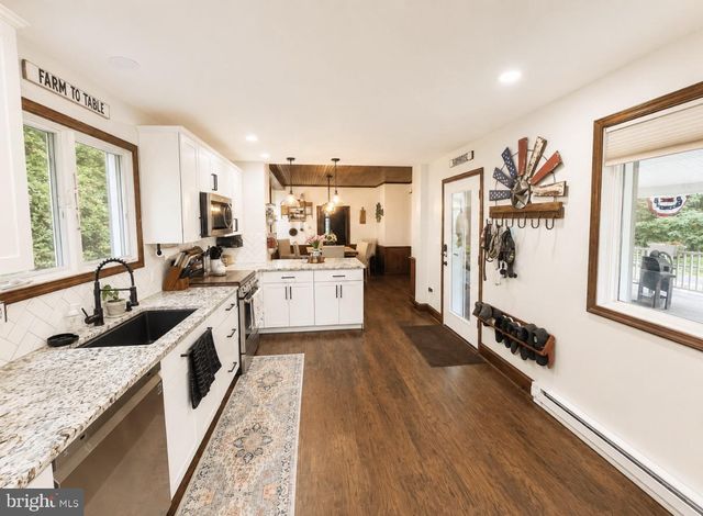5309 LEHNENBERG RD, Kintnersville, PA 18930