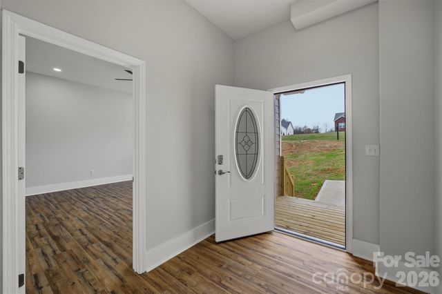 9067 McCray Farms Drive, Hickory, NC 28601