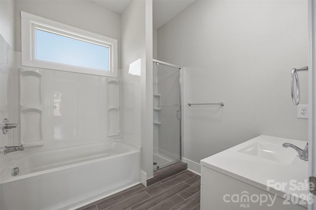 9067 McCray Farms Drive, Hickory, NC 28601