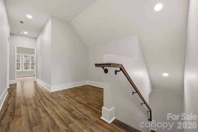 9067 McCray Farms Drive, Hickory, NC 28601