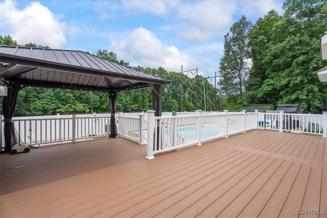8381 Town Hall Ct, Henrico, VA 23231