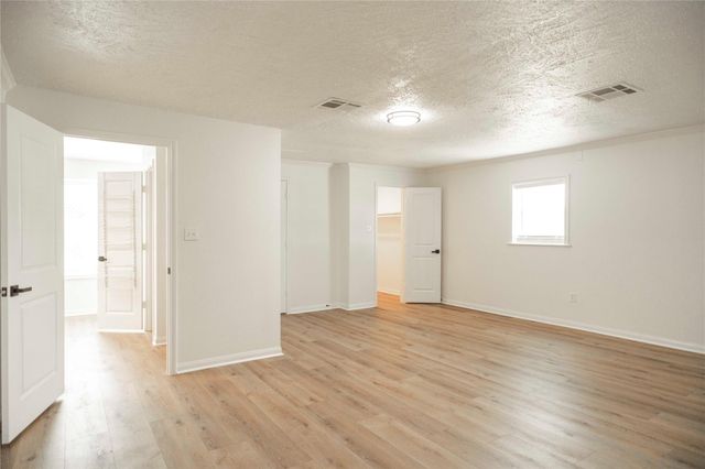 8428 Bissell Road, Manvel, TX 77578