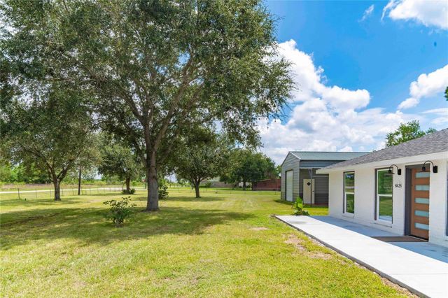 8428 Bissell Road, Manvel, TX 77578