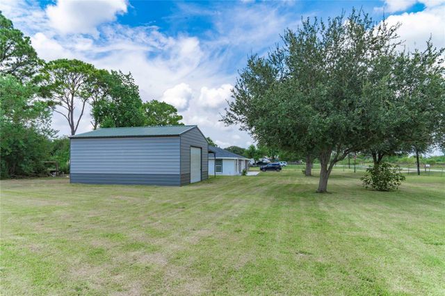 8428 Bissell Road, Manvel, TX 77578