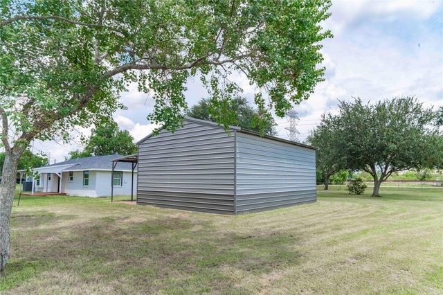 8428 Bissell Road, Manvel, TX 77578
