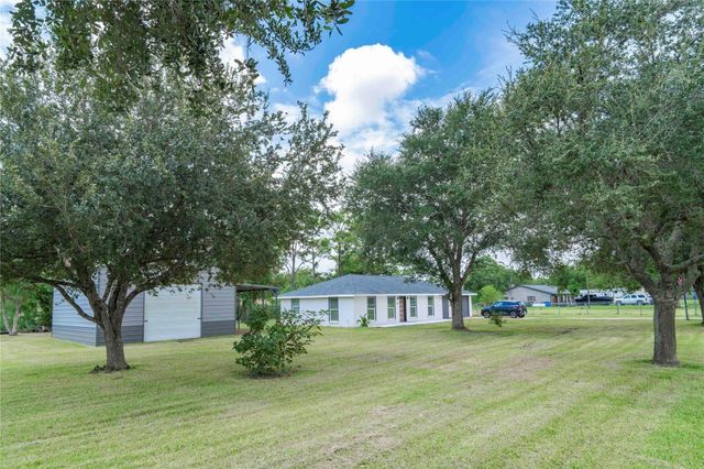 8428 Bissell Road, Manvel, TX 77578