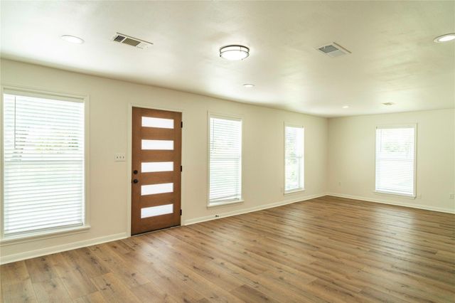 8428 Bissell Road, Manvel, TX 77578