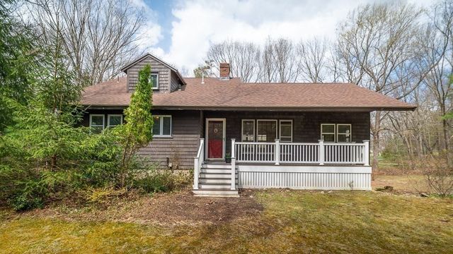 140 Gardner Street, Hamilton, MA 01982