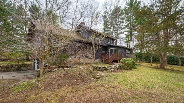 140 Gardner Street, Hamilton, MA 01982