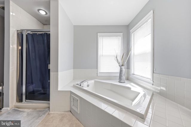 17 BECKETT ST, Clayton, NJ 08312