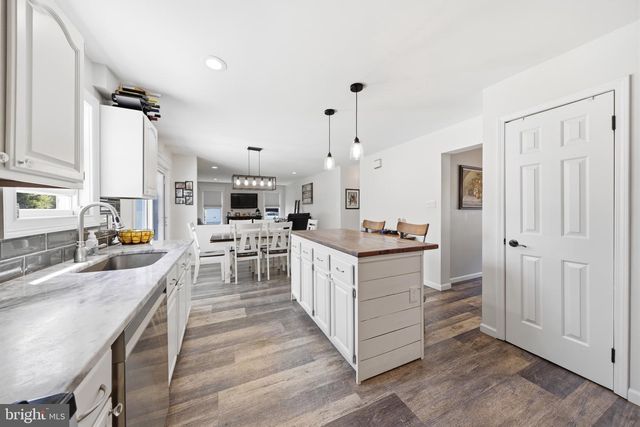 17 BECKETT ST, Clayton, NJ 08312