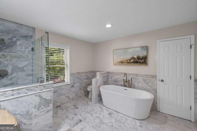 4163 Glen Meadow Drive, Peachtree Corners, GA 30092