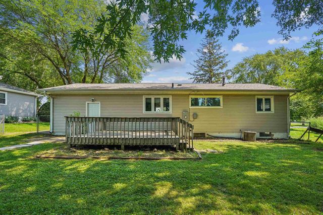 3311 Pridemore Drive, Cedar Falls, IA 50613