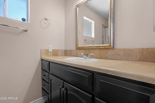 1242 S 80th Street, Mesa, AZ 85209