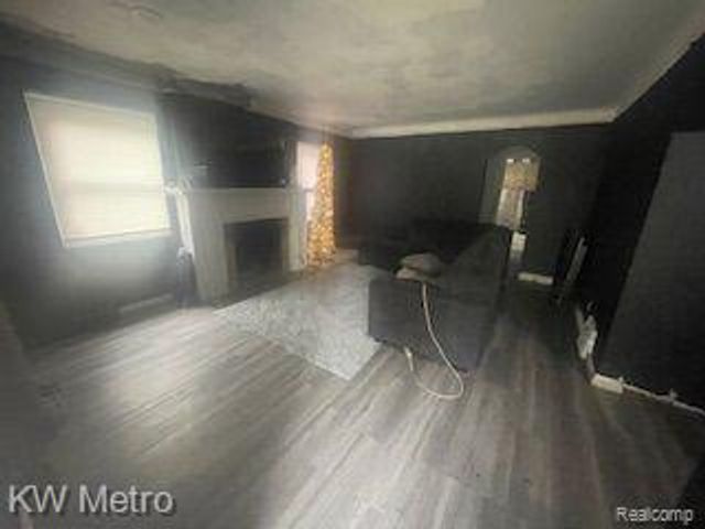 12532 Maiden Street, Detroit, MI 48213