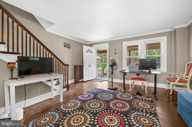 21 BUTTER LN, Reading, PA 19606