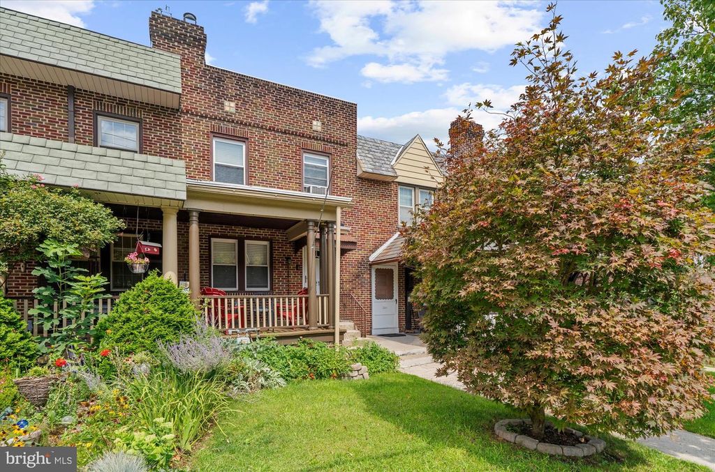 21 BUTTER LN, Reading, PA 19606