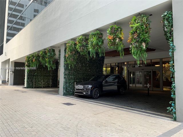 1010 Brickell Avenue 2704, Miami, FL 33131