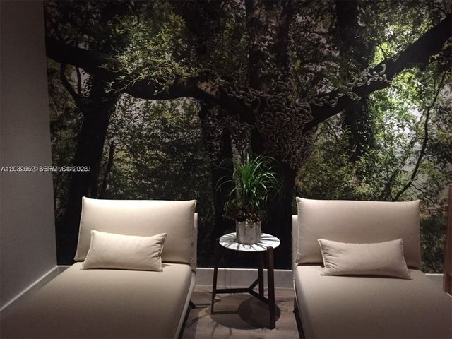 1010 Brickell Avenue 2704, Miami, FL 33131