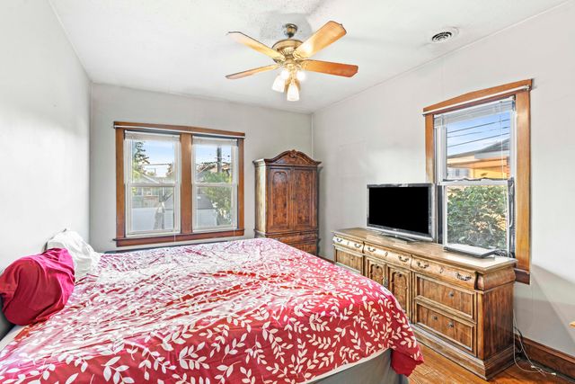 1632 Stanton Avenue, Whiting, IN 46394