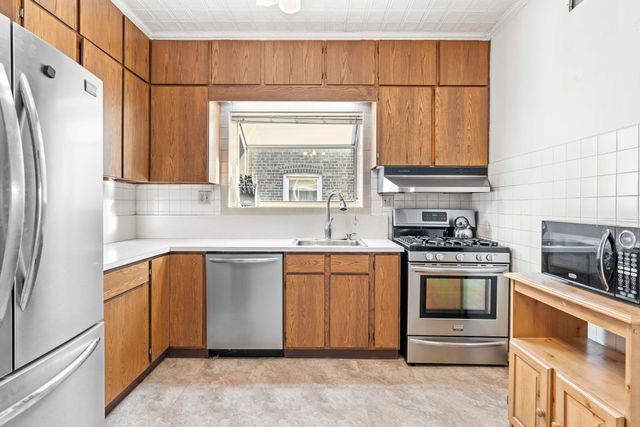 1632 Stanton Avenue, Whiting, IN 46394