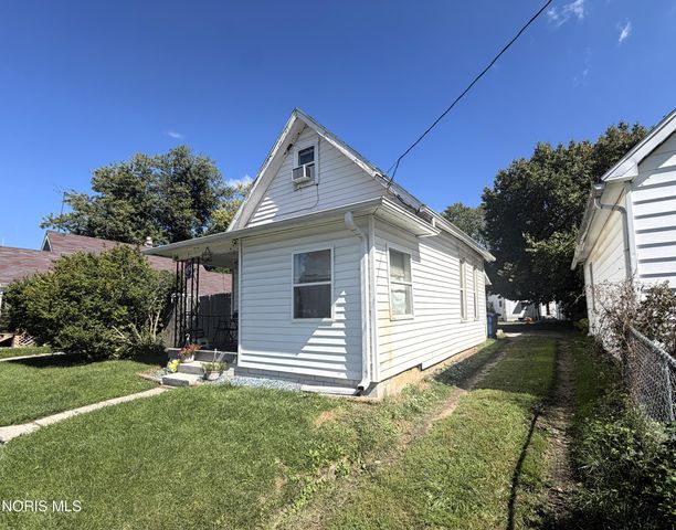 251 Spring Grove Avenue, Toledo, OH 43605