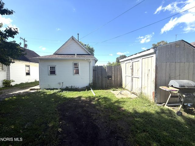 251 Spring Grove Avenue, Toledo, OH 43605