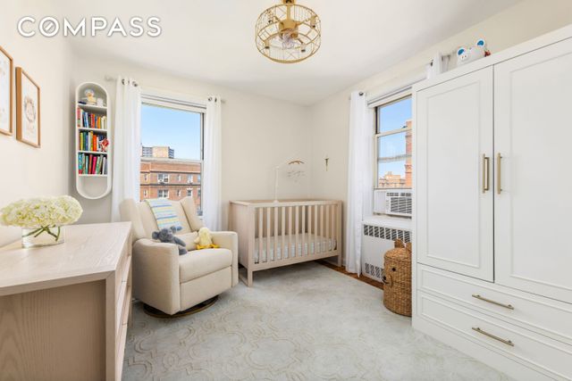 6861 Yellowstone Blvd Apt 607, New York City, NY 11375