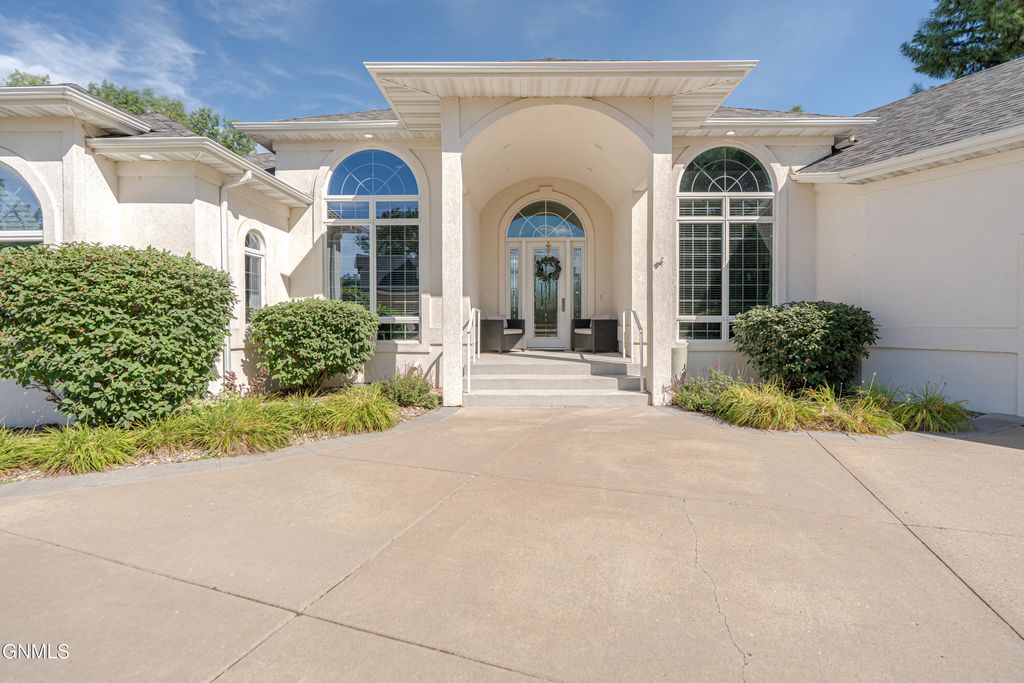 1506 Galleon Place, Bismarck, ND 58504 photo 115