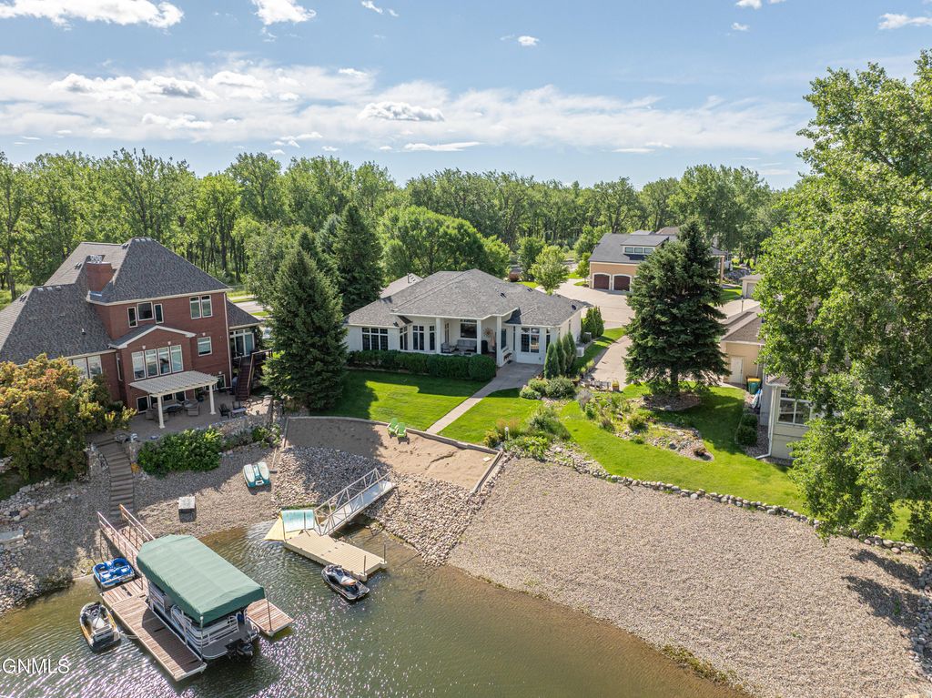 1506 Galleon Place, Bismarck, ND 58504 photo 127