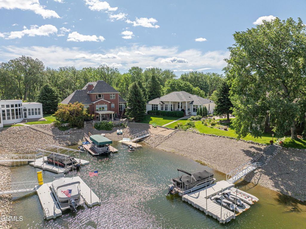 1506 Galleon Place, Bismarck, ND 58504 photo 130