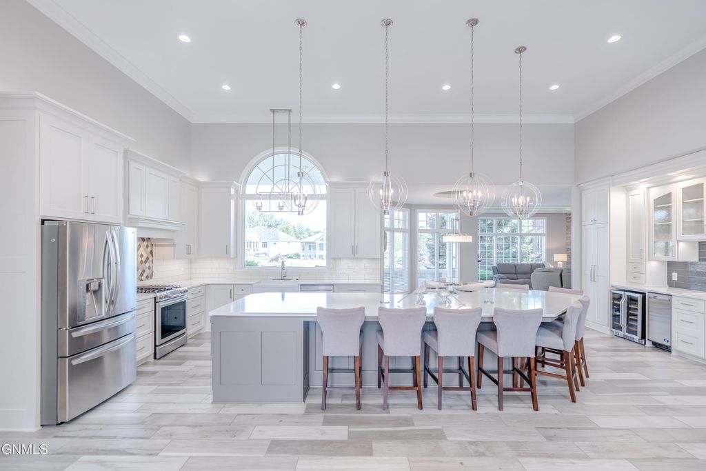 1506 Galleon Place, Bismarck, ND 58504 photo 5