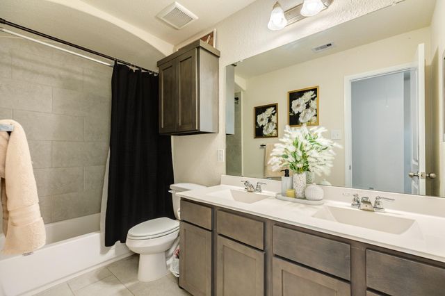 119 Bower Bloom Drive, Rosharon, TX 77583
