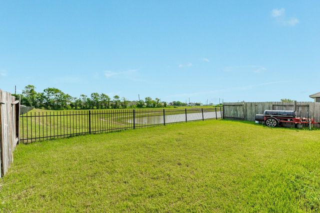 119 Bower Bloom Drive, Rosharon, TX 77583