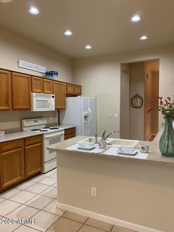 7299 E PALO BREA Drive, Gold Canyon, AZ 85118 — photo 2