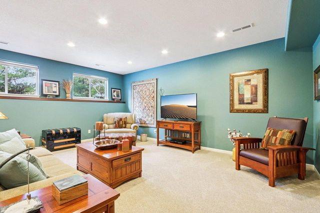 609 Evergreen TERRACE, Port Washington, WI 53074