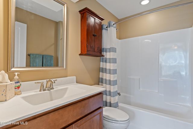 4245 Moorland Lane, Wilmington, NC 28409